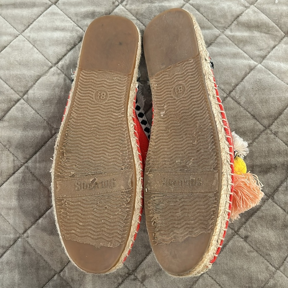 Soludos Shoes - Picture 2 of 3